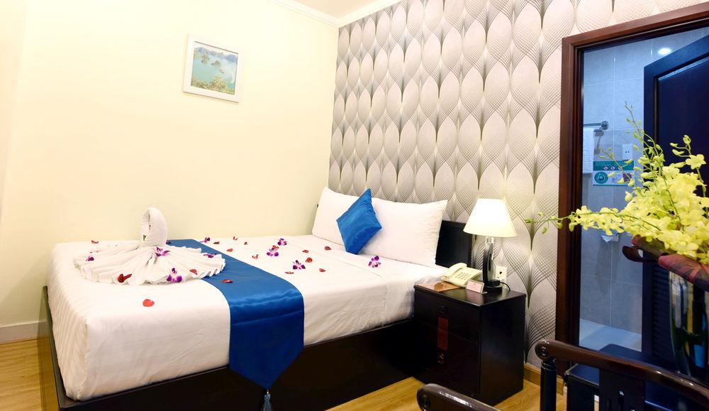 Ruby Saigon Hotel - Le Thanh Ton Ho Chi Minh-staden Exteriör bild