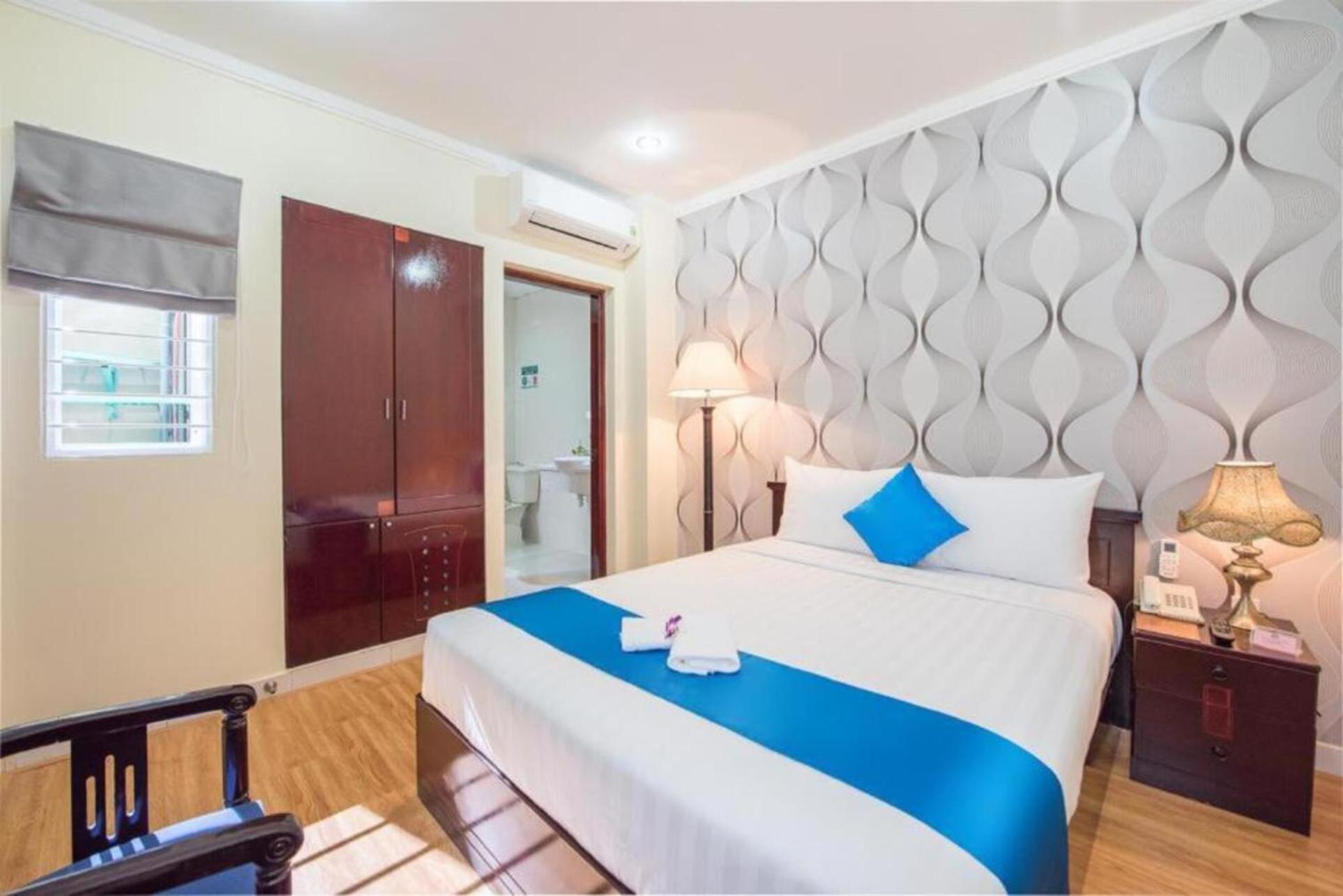 Ruby Saigon Hotel - Le Thanh Ton Ho Chi Minh-staden Exteriör bild