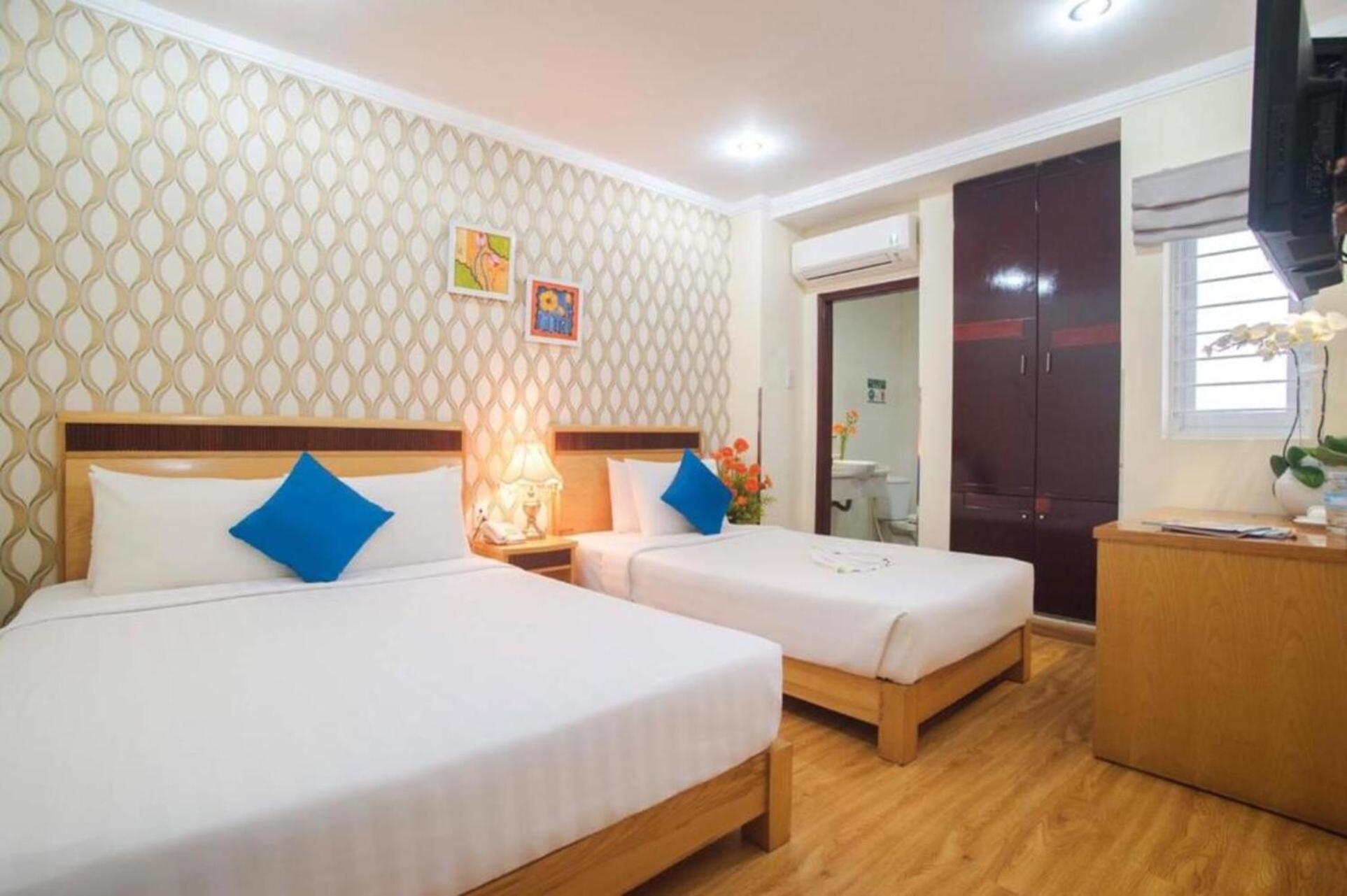 Ruby Saigon Hotel - Le Thanh Ton Ho Chi Minh-staden Exteriör bild