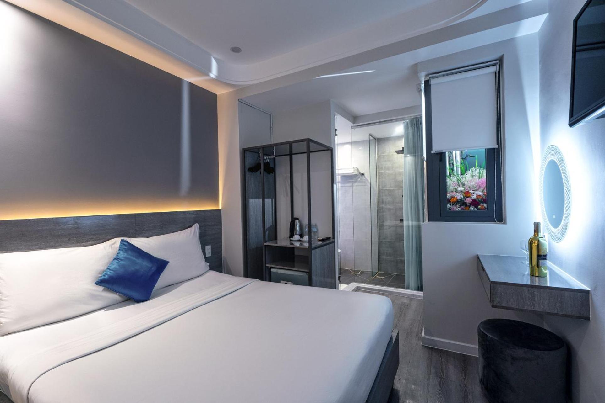 Ruby Saigon Hotel - Le Thanh Ton Ho Chi Minh-staden Exteriör bild