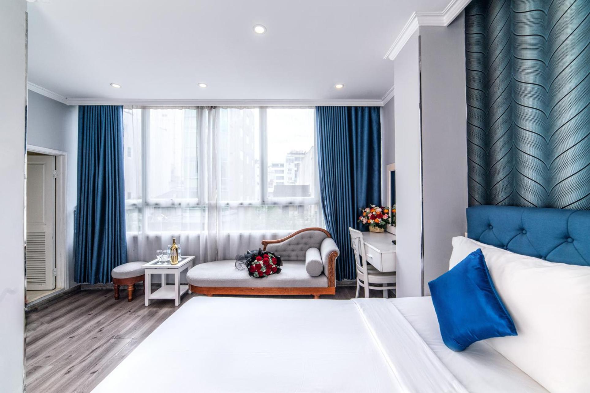 Ruby Saigon Hotel - Le Thanh Ton Ho Chi Minh-staden Exteriör bild