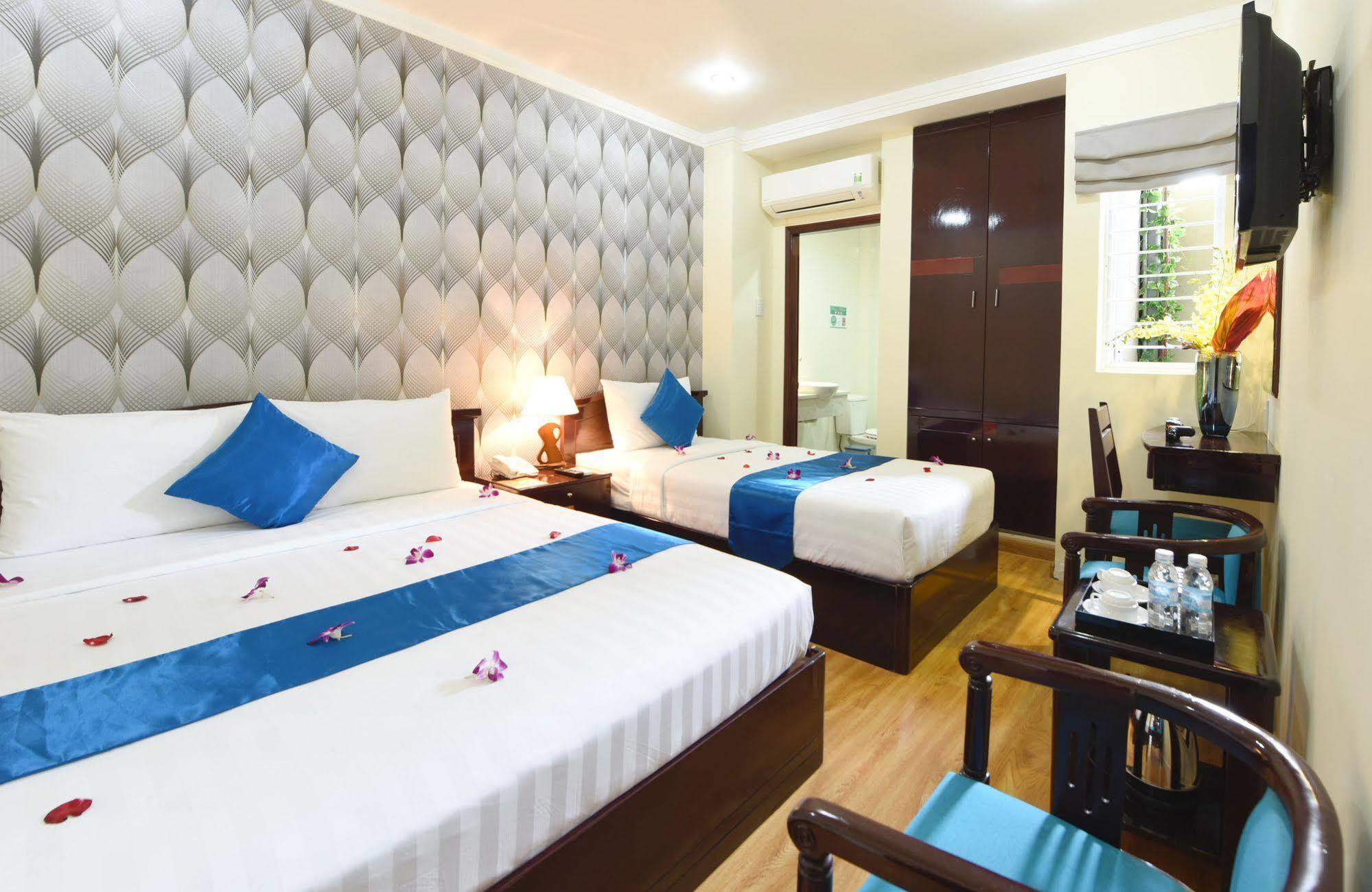 Ruby Saigon Hotel - Le Thanh Ton Ho Chi Minh-staden Exteriör bild